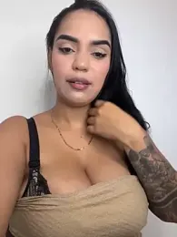 Sara-77 webcam model stream image