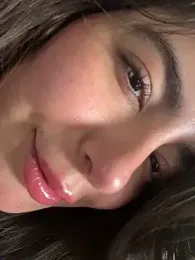 sukhakunis1 webcam model stream image