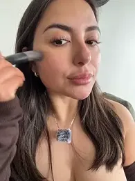 sukhakunis1 webcam model stream image