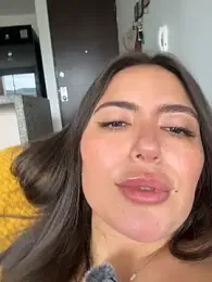 sukhakunis1 webcam model stream image