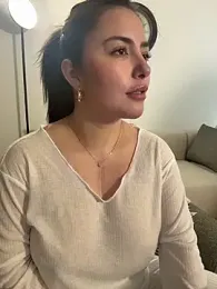 sukhakunis1 webcam model stream image