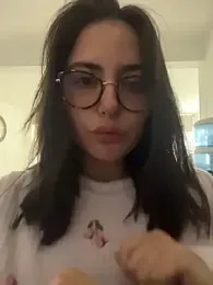 sukhakunis1 webcam model stream image