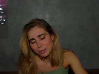 moanamo webcam model stream image