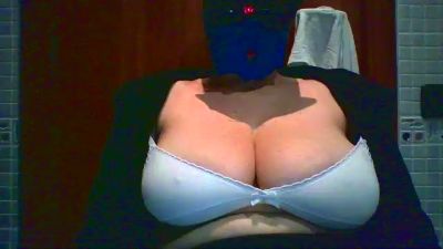 MoglieBirichina webcam cam4 model stream image