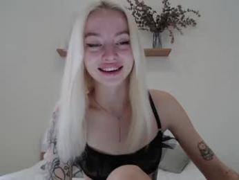 oxsashabloomxo webcam model stream image