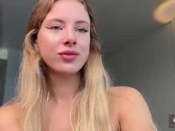evymiuu webcam model stream image
