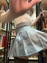 Mimiumuy webcam model stream image