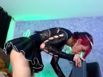 everlin__hot_ webcam model stream image