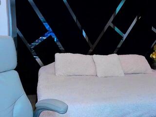 Ray Torres webcam model stream image