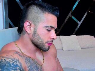 Ray Torres webcam model stream image
