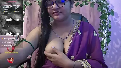 Pari-new webcam model stream image
