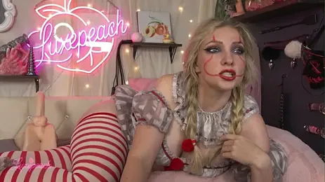 Luxe_Peach webcam stripchat model stream image