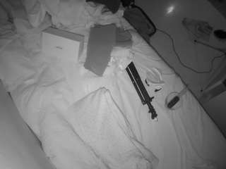 voyeurcam-julmodels-greybed-2 webcam model stream image