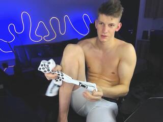 Brad Maloney webcam model stream image