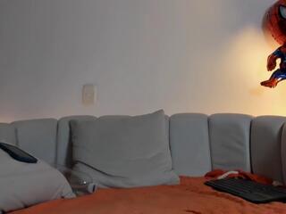 Luigi White webcam model stream image