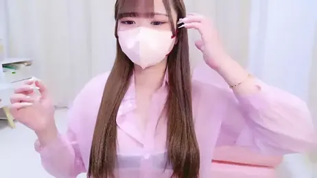 MAIKA_pyon webcam model stream image