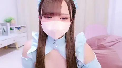 MAIKA_pyon webcam model stream image