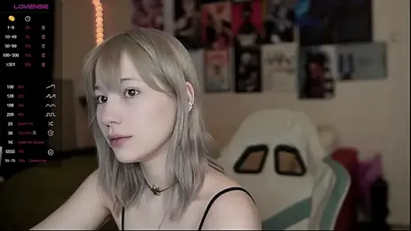 Traharaa webcam model stream image