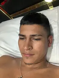 Emiliano_Reyes webcam model stream image