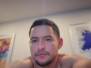 Maxin Gold webcam model stream image