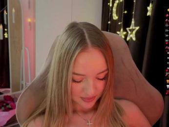 Nestyzz webcam bongacams model stream image