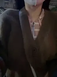 Meii-meyy webcam model stream image