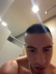 willclayy webcam stripchat model stream image