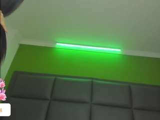 vaiin-sexual webcam camsoda model stream image