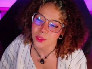 emma-nakamura webcam model stream image