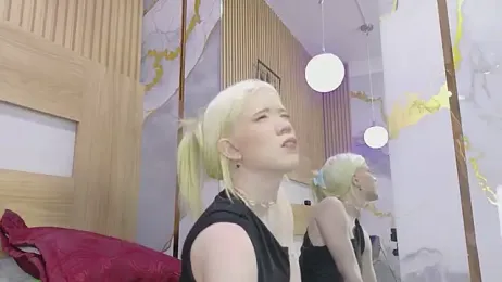 Elif_blond webcam stripchat model stream image