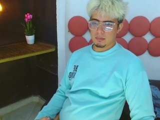 zeustrys webcam camsoda model stream image