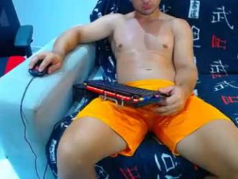hugo_19cm webcam model stream image