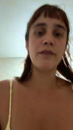 Momy_hot webcam model stream image