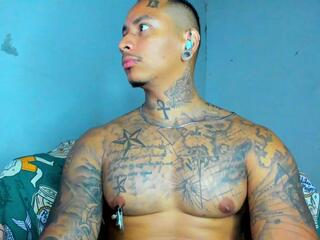 Joseph King webcam model stream image