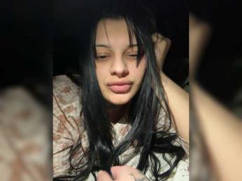 evelineeva webcam bongacams model stream image