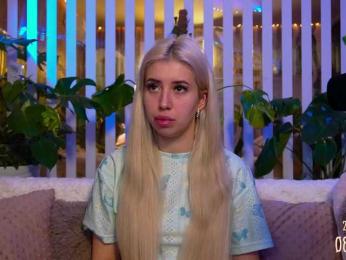 FlowwwerGirl webcam bongacams model stream image