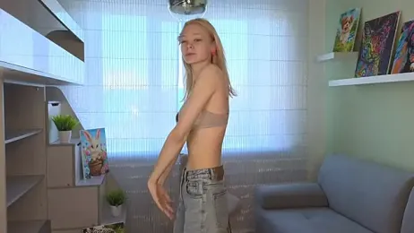 TulaHilst webcam model stream image