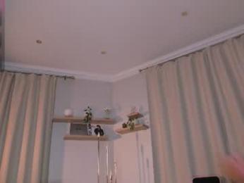 lora_lifelover webcam model stream image