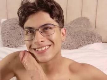 aaron_eze webcam model stream image