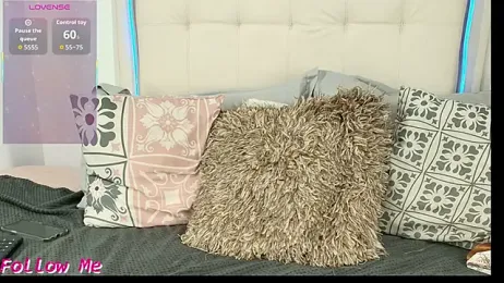 Daphne_Hills webcam model stream image