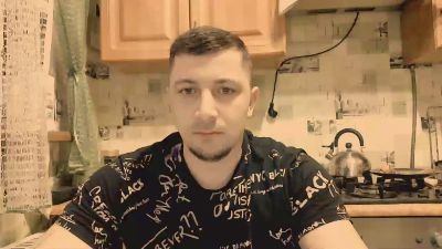 NiksLaRedhott webcam model stream image