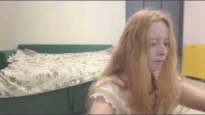 MickeyAnway webcam model stream image