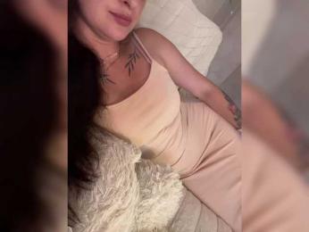 Kriss--me webcam model stream image