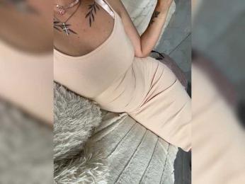 Kriss--me webcam model stream image