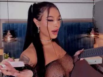 tinaqueen_noa webcam model stream image