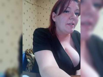 MiaLovely webcam model stream image