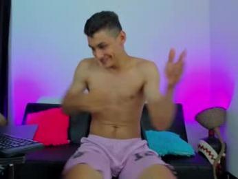 max_wild01 webcam model stream image