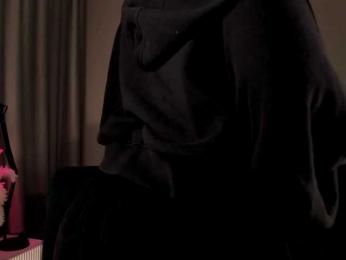 twomoonss webcam model stream image