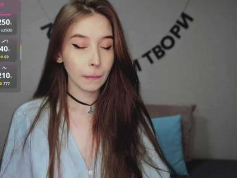 RocketGIRL webcam bongacams model stream image