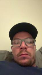 Symon34 webcam cam4 model stream image